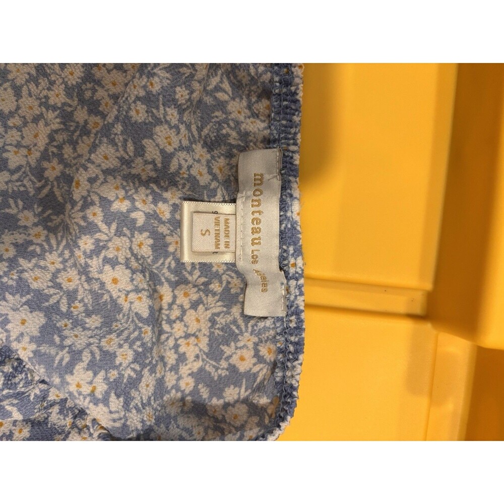 Monteau Los Angeles Blue Floral Cropped Flutter Short Sleeve Square Neck Blouse… - Picture 5 of 5